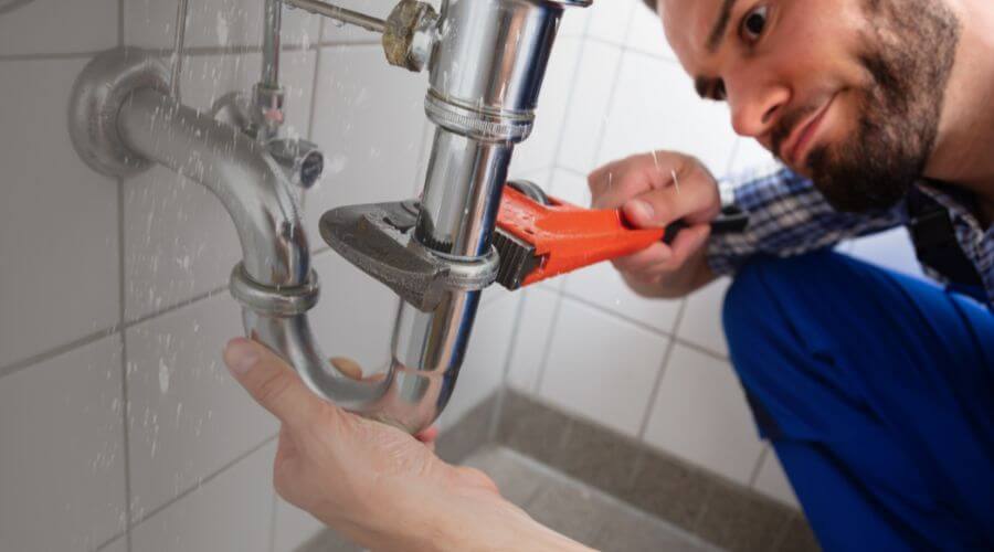 Professional same day plumber services in Easton, KS